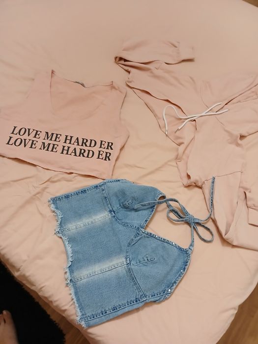 T-shirts e tops variados