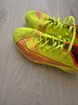 Chuteiras Nike em bom estado