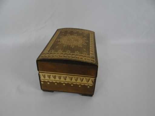 Skrzyneczka oryginalna stara