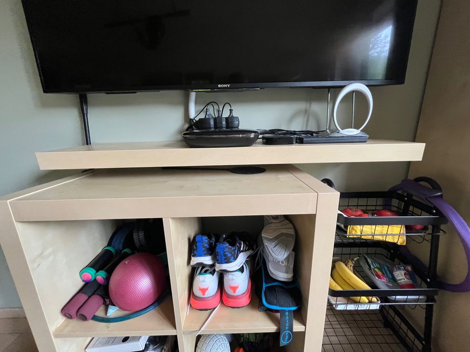 Półka ścienna IKEA LACK 110/26, ukryte wsporniki, stan idealny