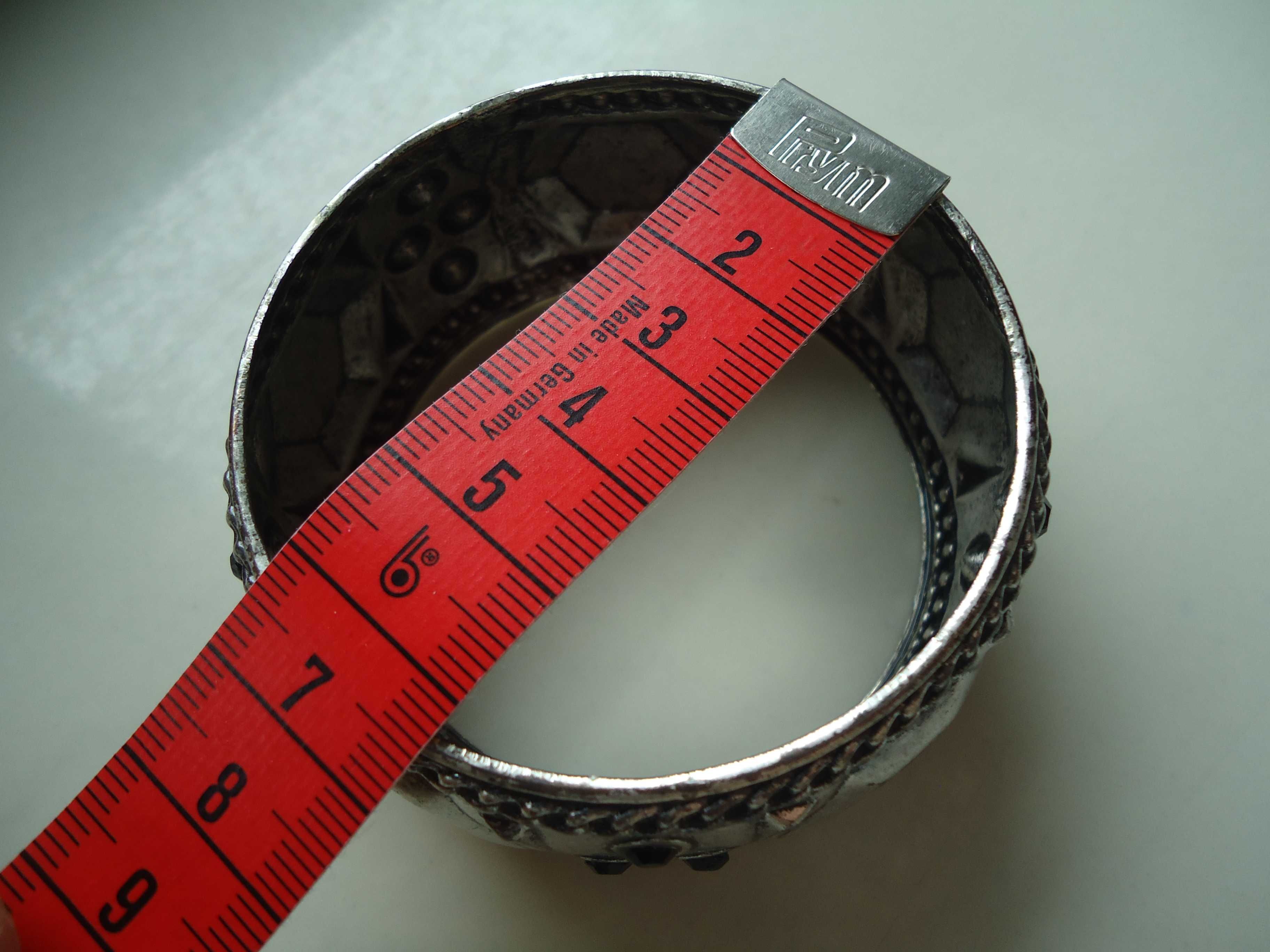 Srebrna bransoletka z czarną cyrkonią damska 6,5cm średnica