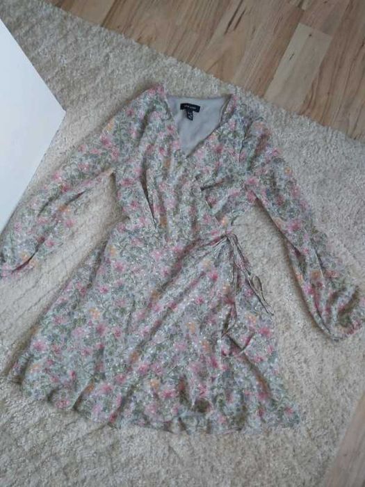 Piękna kobieca suknia Szara różowe kwiaty floral print New Look L 40