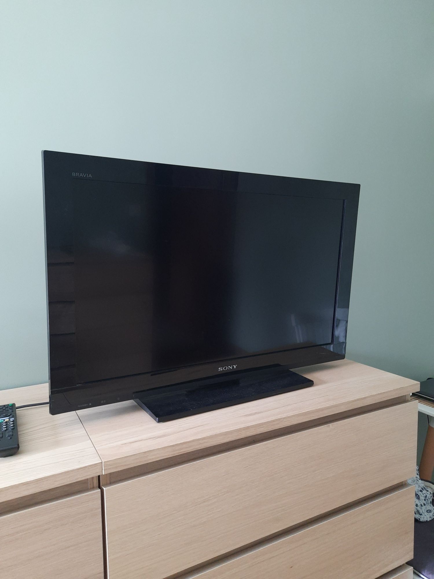 Telewizor 32 cale Sony Bravia z pilotem w zestawie