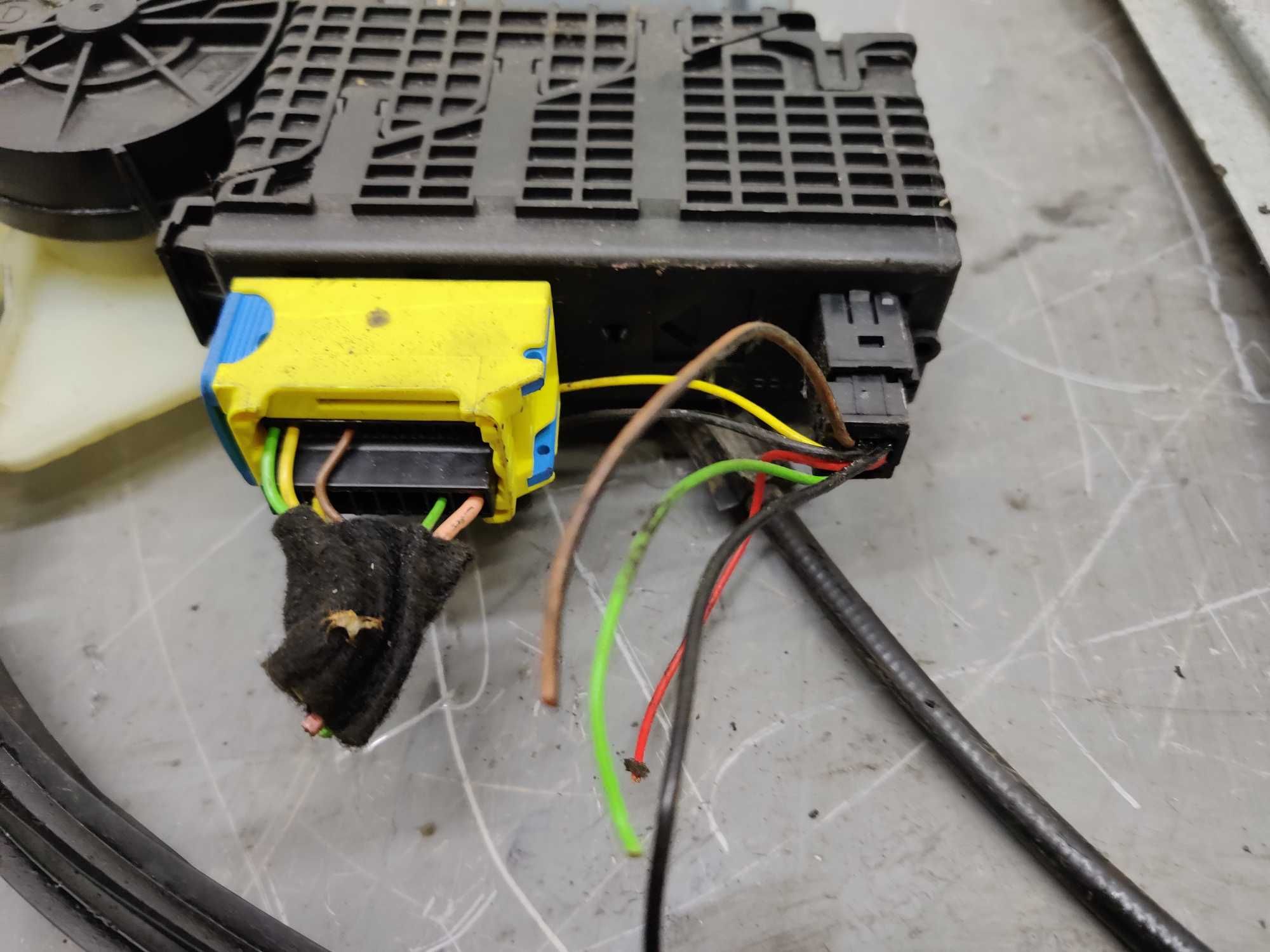 Citroen C4 Picasso Mechanizm Silniczek Szyby Prawy Przód Przedni