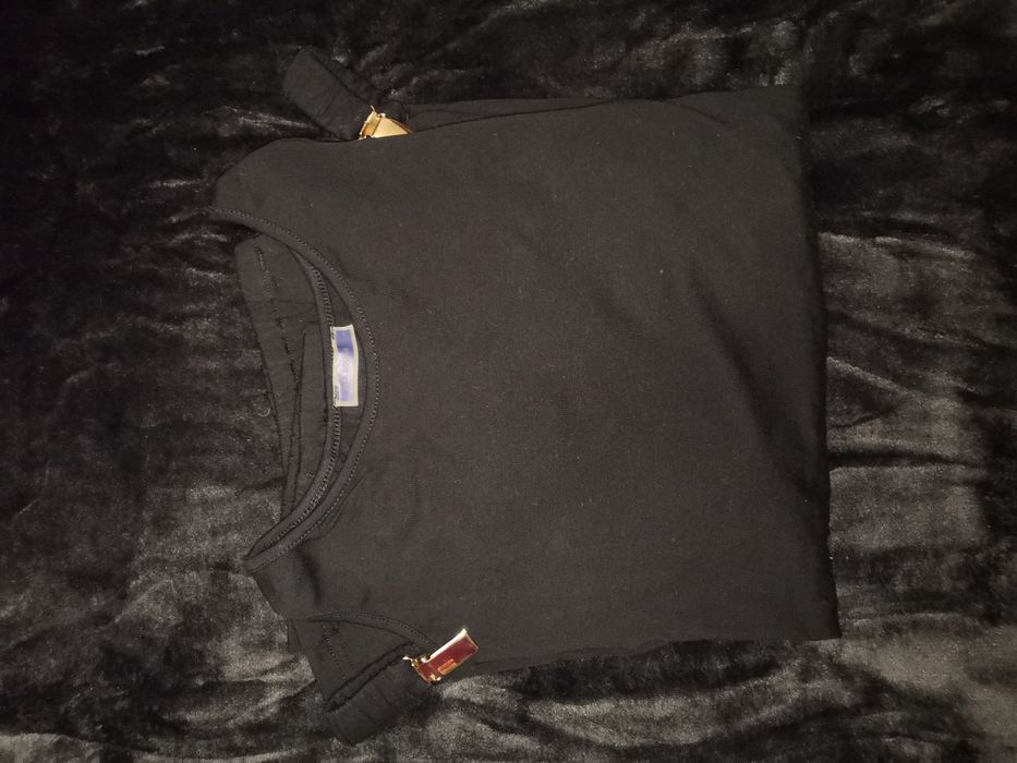 Camisola meia manga preta