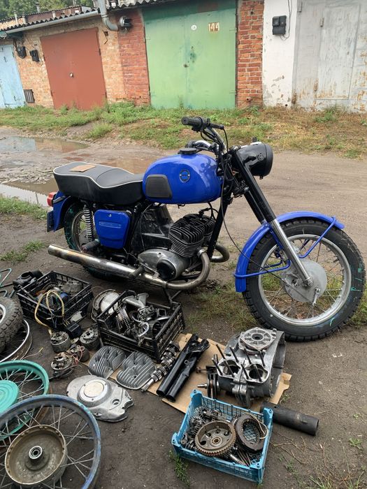 Кришка щеплення Иж Юпитер 3-01 ліва