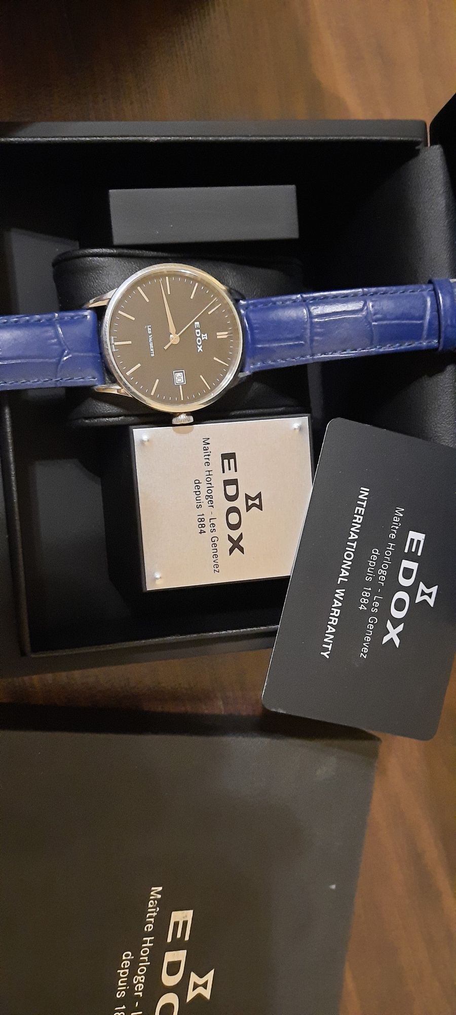 Часы Edox Les Vauberts 3-Hands Date 70172 3N NIN