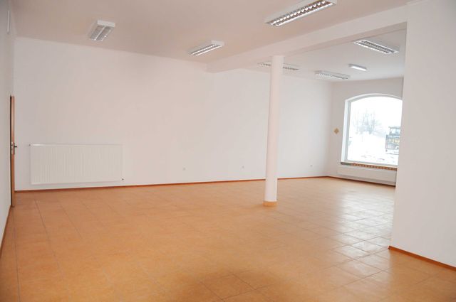 Lokal 90m2  do wynajęcia