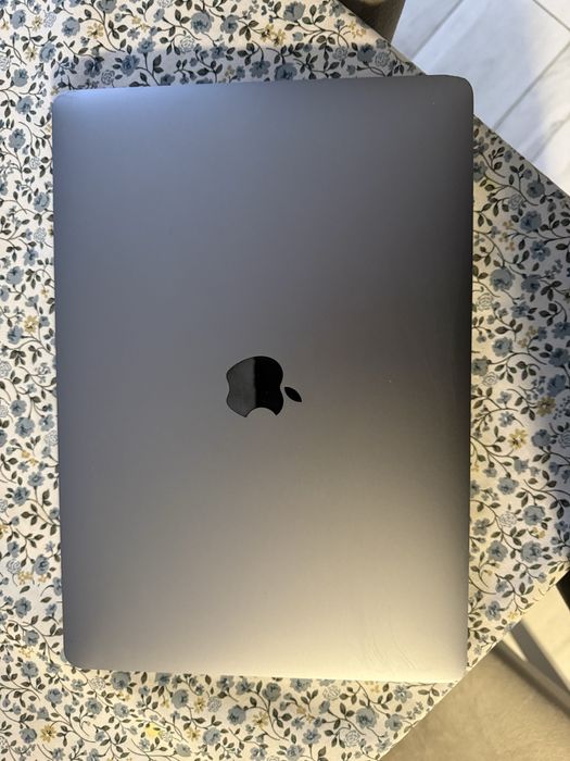 Macbook Air M1 2020