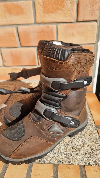 Botas FORMA Adventure Low NOVAS - mota