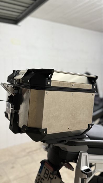 Givi topcase Trekker Evo 42