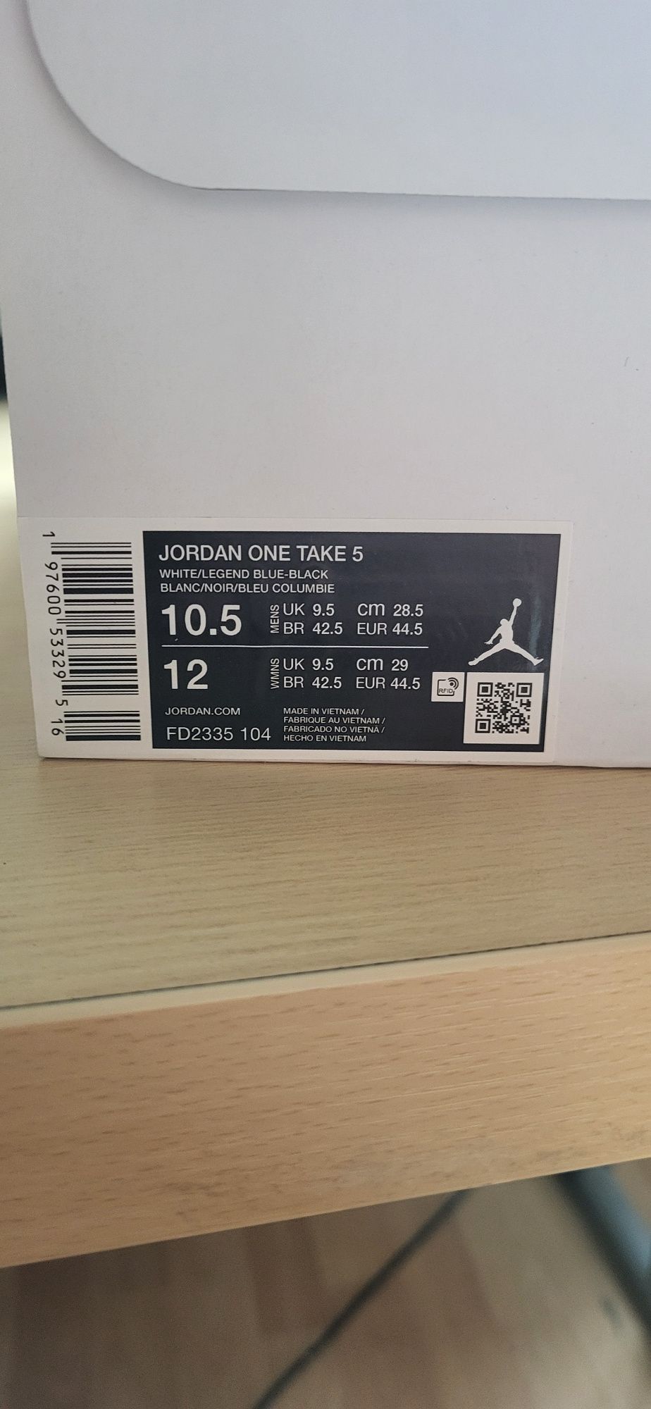 JORDAN One take 5