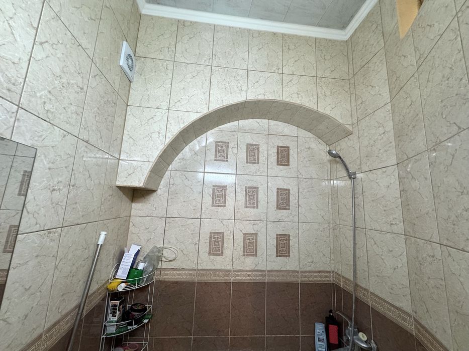 1к центр вул. Штефана Августина