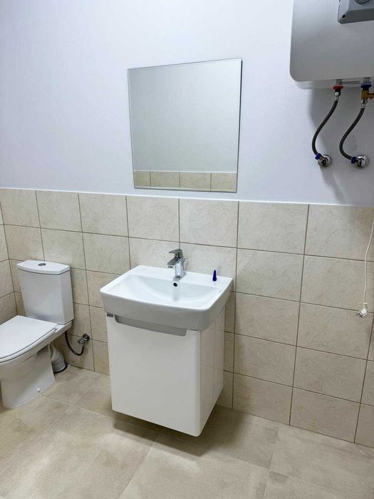 Оренда приміщення в мега-прохідному місці - озеро, парк, Мазепи,160А