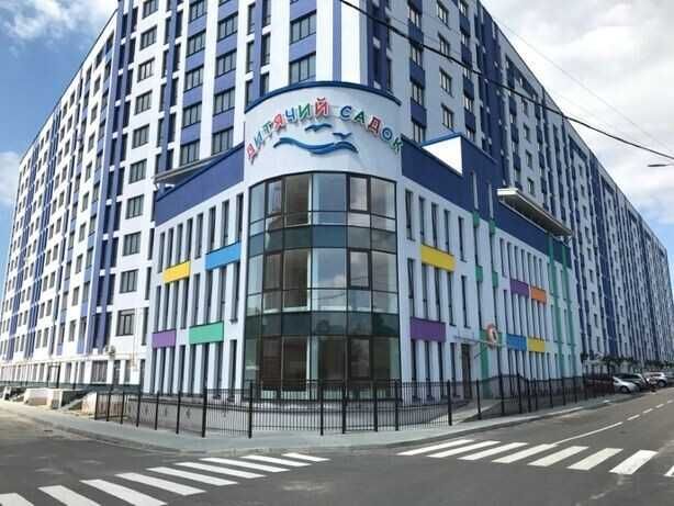 Продаж 2-к кв. Центральна, 21А, метро Славутич, ЖК Рів'єра Ріверсайд
