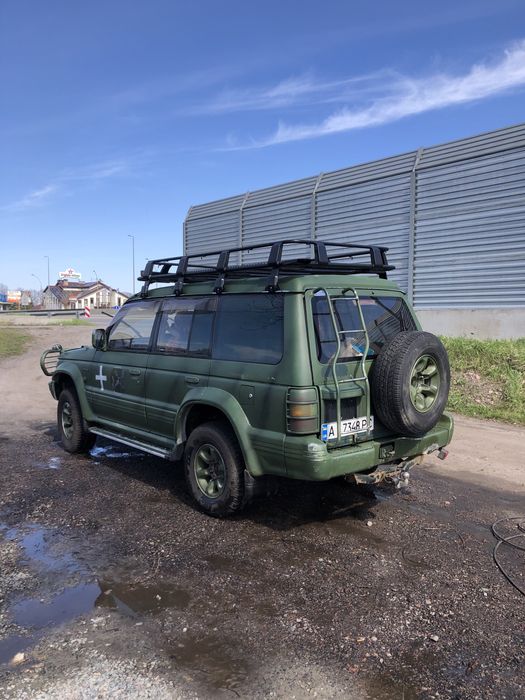 Продам Mitsubishi Pajero
