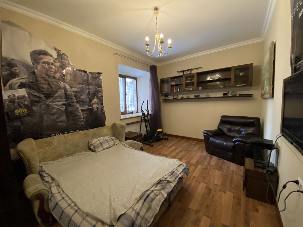 Продаю дом 160м2 в самом центре, возле ресторана Скорини