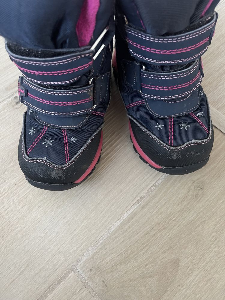 Рожеві чоботи зимові теплі ботинки снігоходи дутіки
