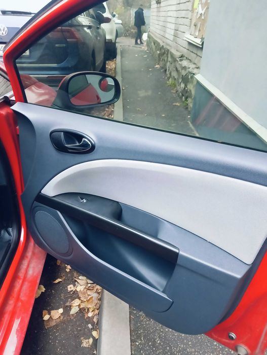 Продам Seat Leon 1,6