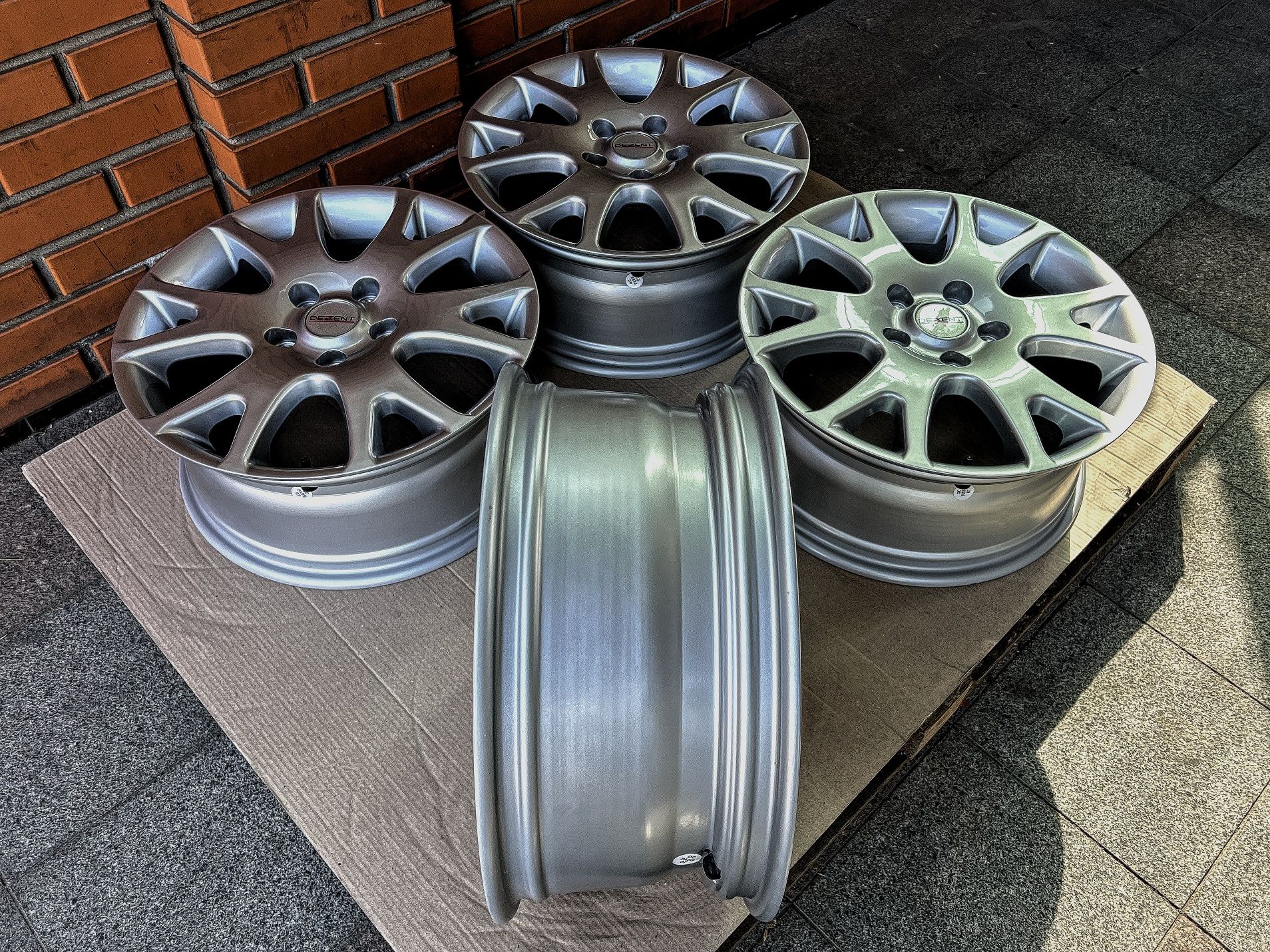 Нові R17 5x120 | 7.5J ET55 ЦО65.1 | DEZENT | Original | Germany | NEW