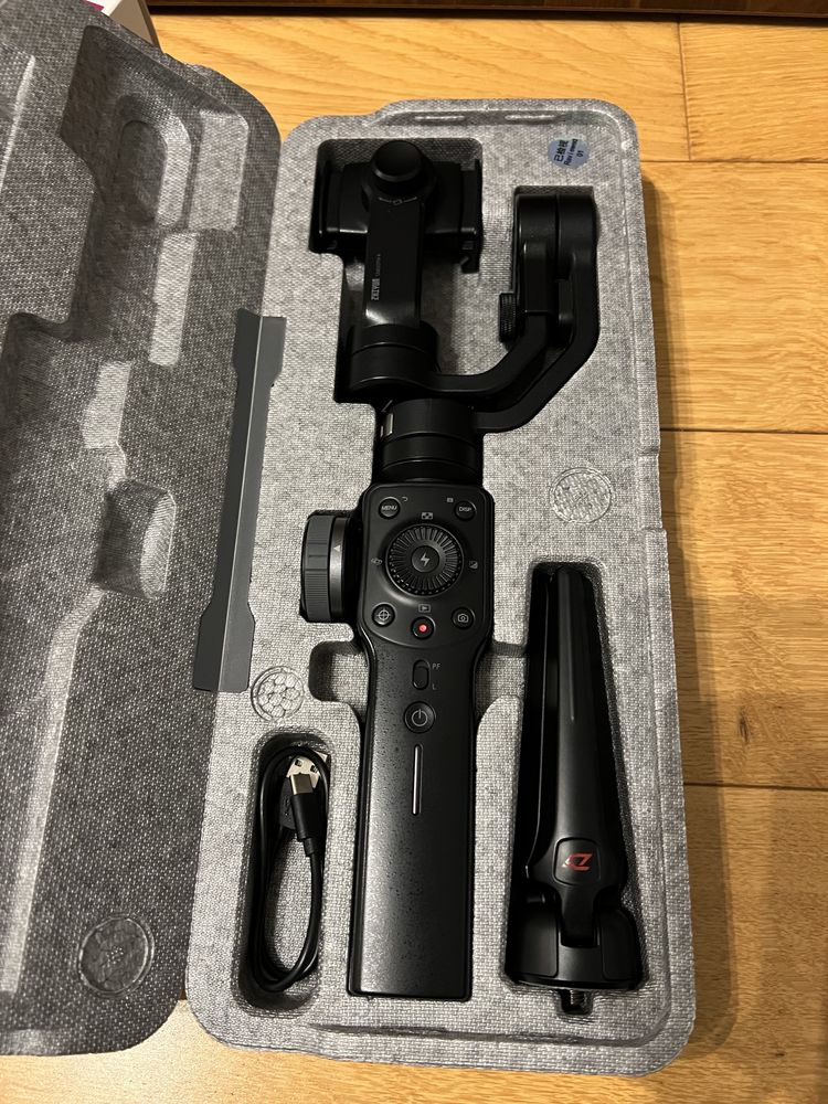 Stabilizator telefonu Gimbal Zhiyun Smooth 4 czarny Nowy
