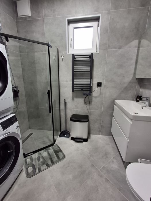 Затишний будинок з банею, терасою та бесідкою з каміном