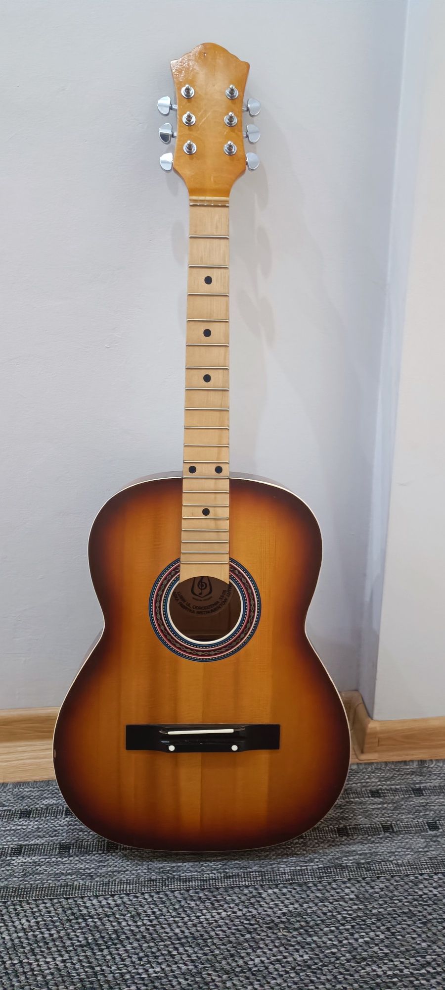 Gitara akustyczna Defil, bardzo dobry stan