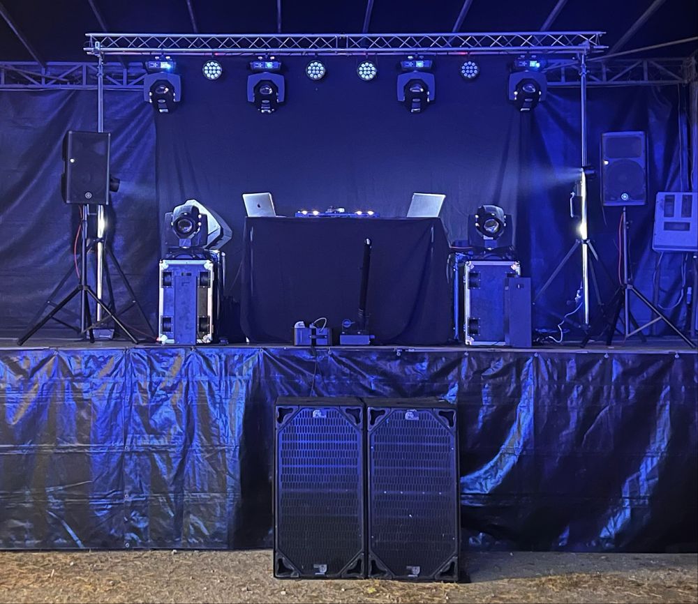 Material de som (Subs + Tops + Amp)