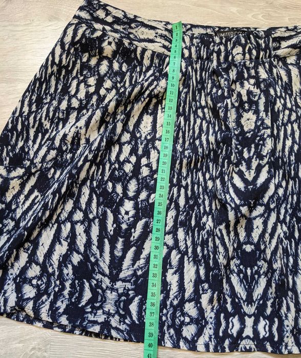 Летняя юбка с большими карманами от Mark&Spenser + футболка, р. 38/M-L