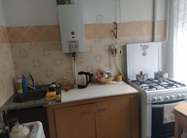 Оренда ліжко-місця в квартирі. Центр