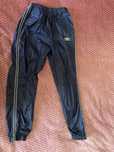 нейлоновые штаны umbro