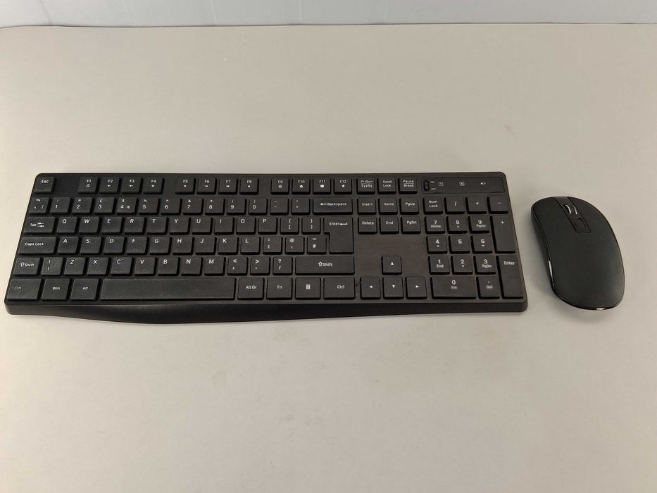 N224 Bezprzewodowy Zestaw Klawiatura i Mysz Slim PC230A