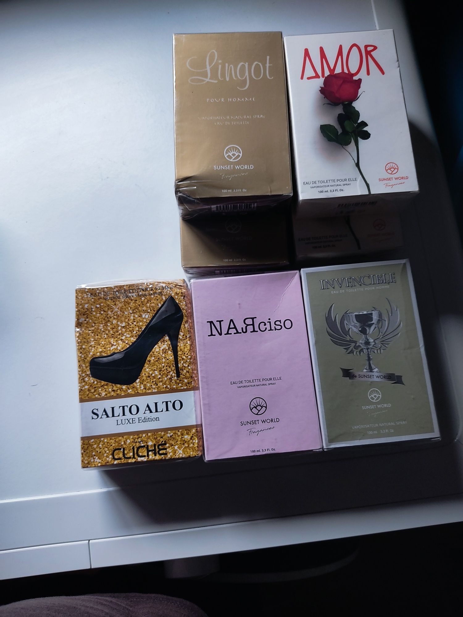 Perfumes (3 masc. 4 fem.)