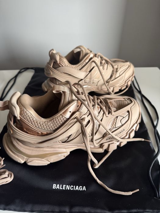 Beżowe sneakersy Balenciaga  - rozmiar  42