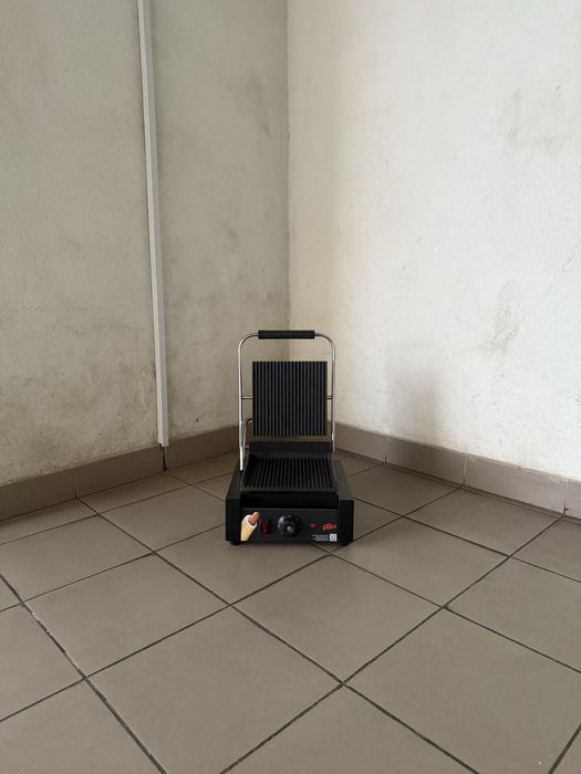 Гриль Прижимний-Контактний Професійний Good-Food!