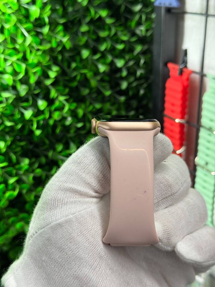 Apple Watch 6 40mm Gold Магазин, Гарантія, Вибір
