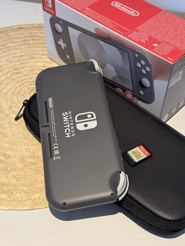 Nintendo Switch Lite + Animal Crossing | Como nova