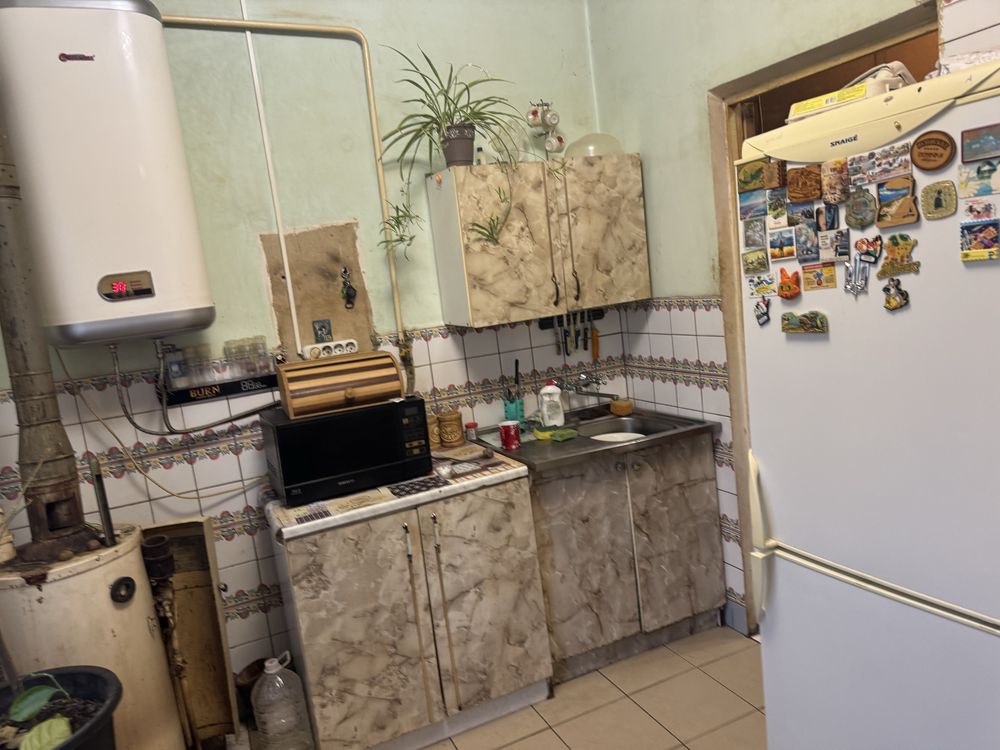 Здам частину будинку,50м.кв.одна велика кімната.Повністю облаштовано.