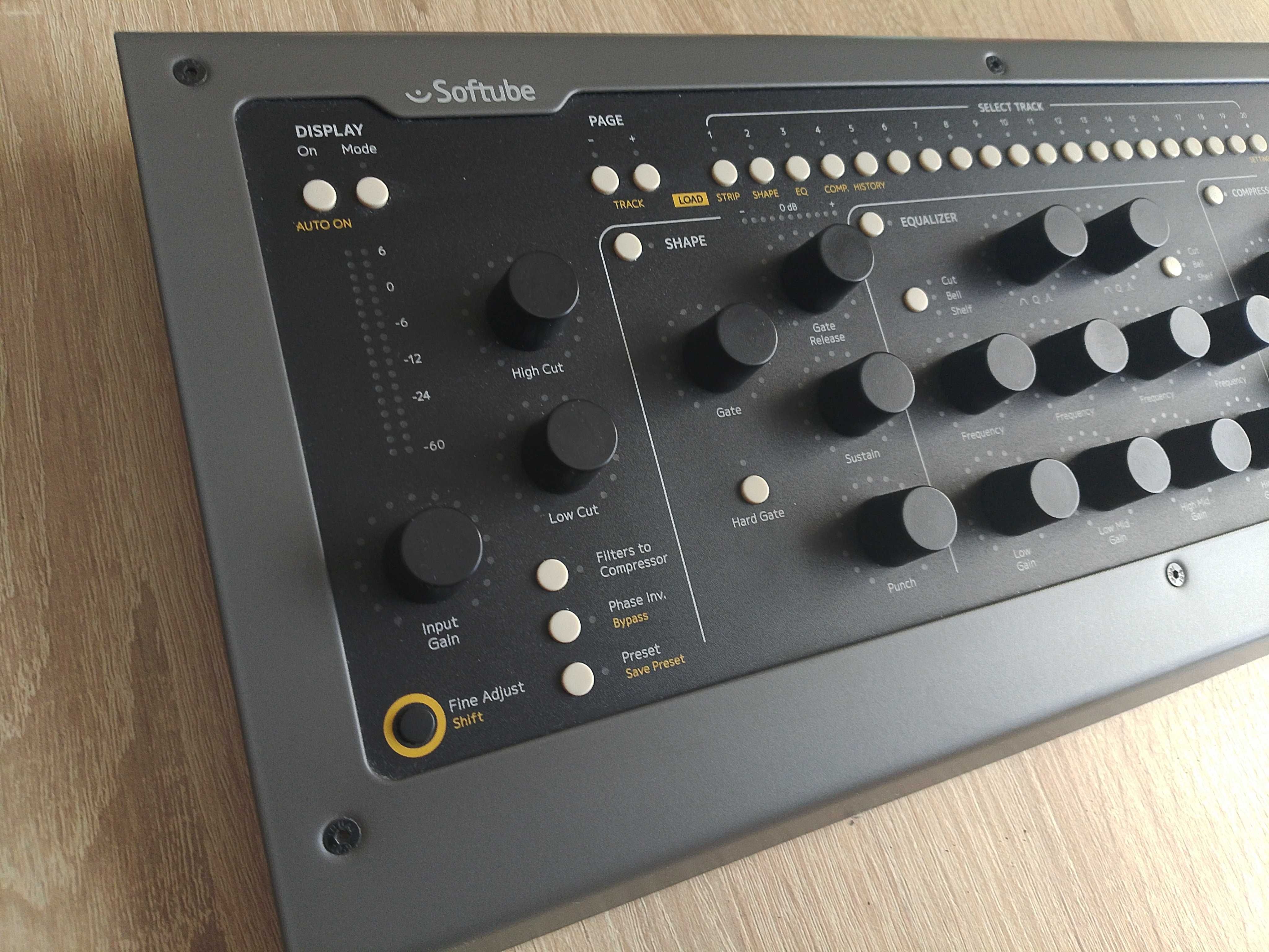 Kontroler Softube Console 1 Mk 2 + stojak - orginalne opakowanie