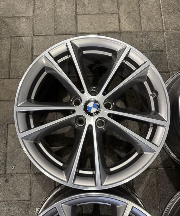 Оригінальні легкосплавні диски BMW 5:112 R17