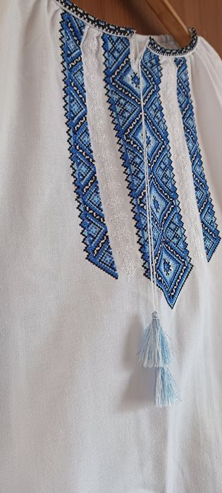 Вишиванка жіноча