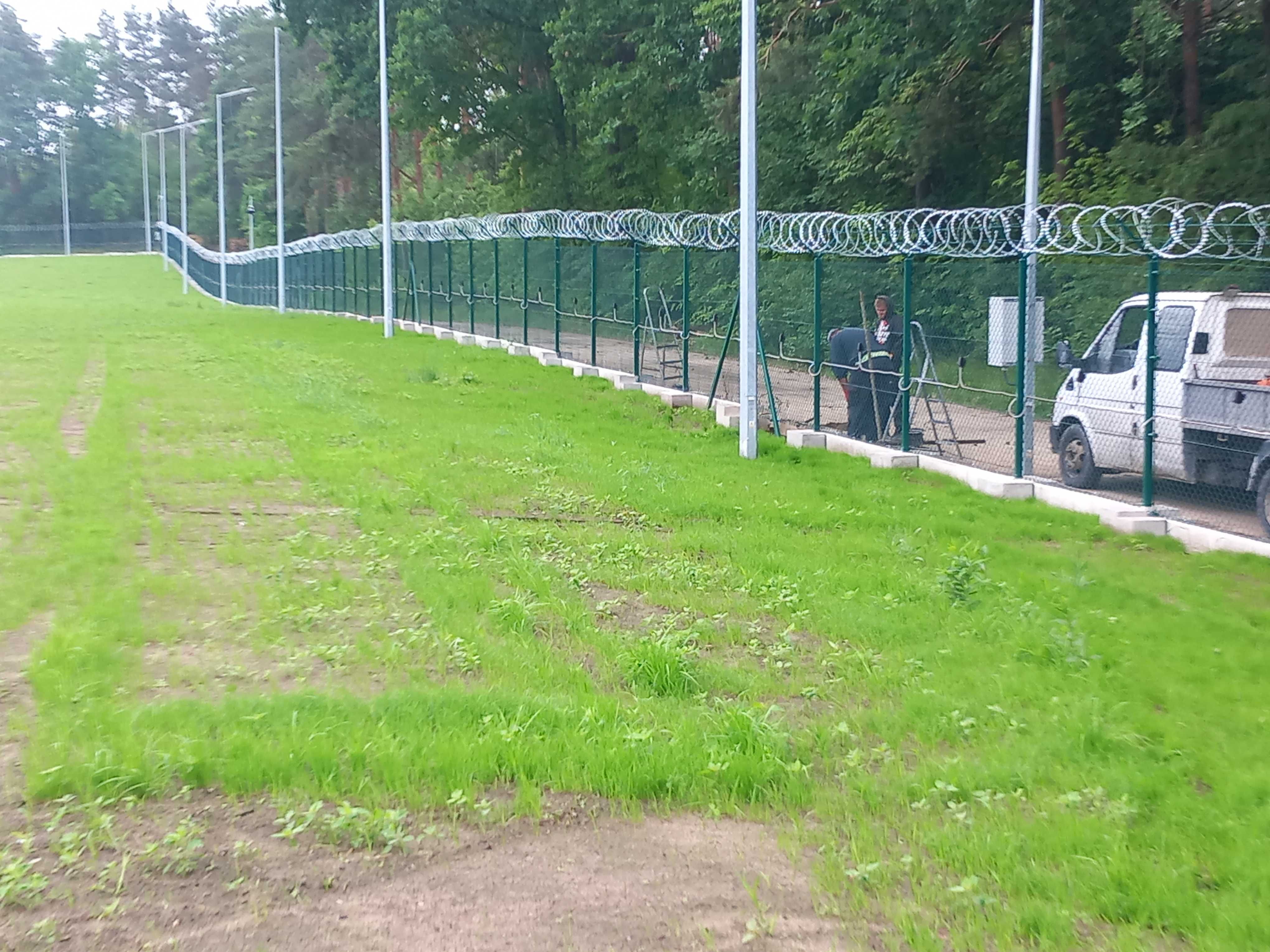 Ogrodzenia panelowe,murowane typu Joniec,siatkowe,bramy,przęsła.