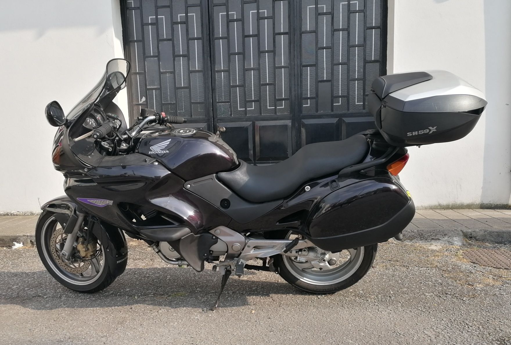 Honda Deauville 650