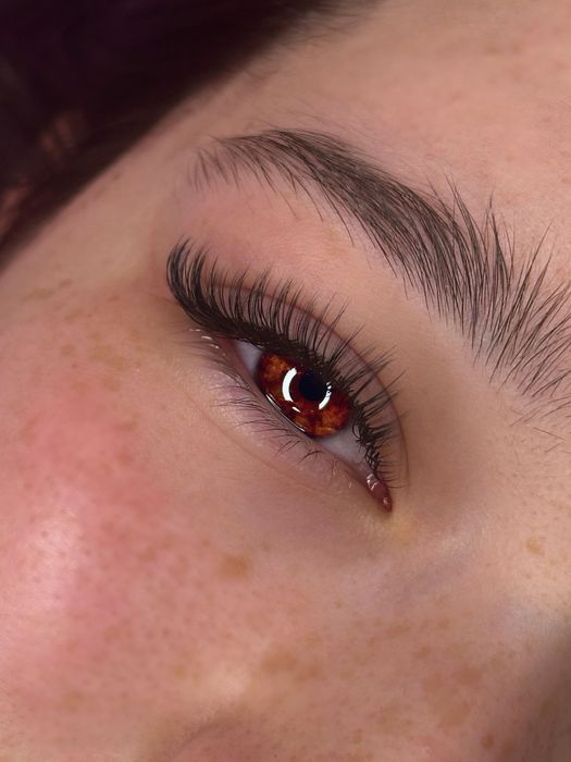 Наращивание ресниц от 450