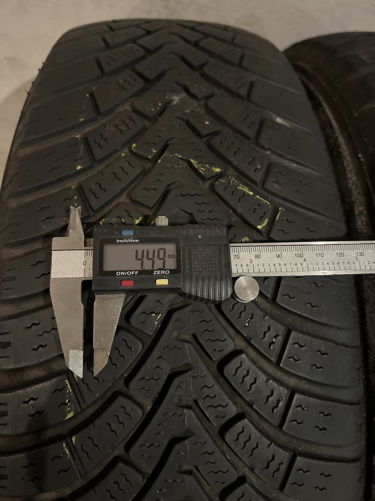 215/65/17 Falken Zimowe