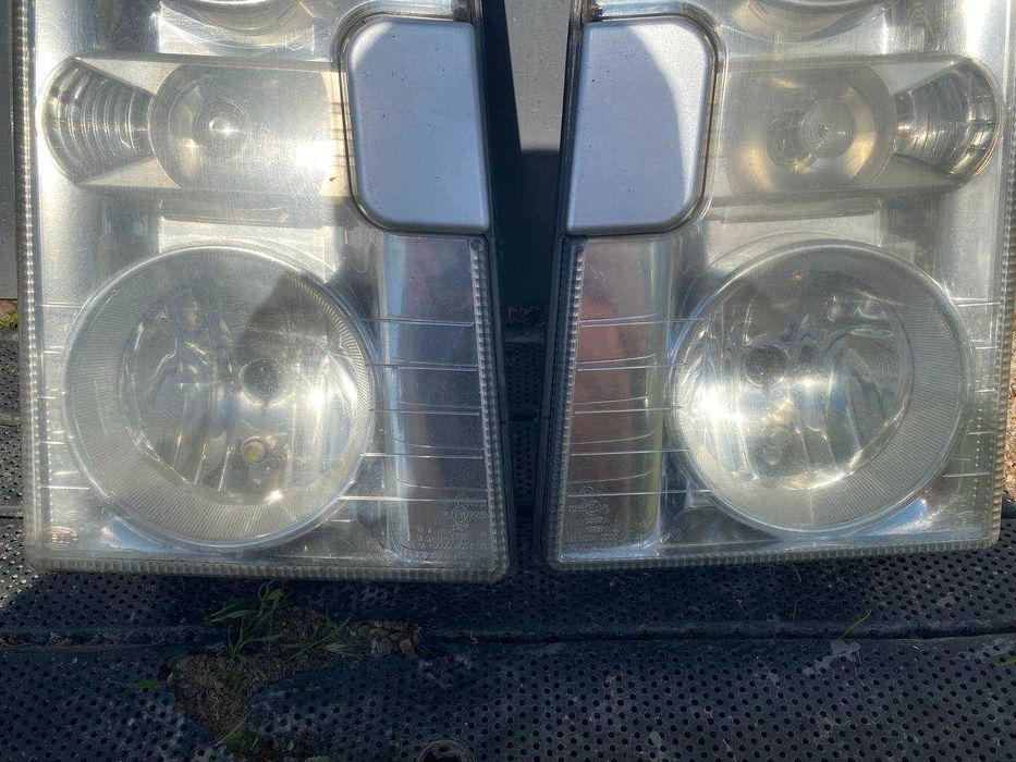 Фари Renault Magnum оригінал Hella