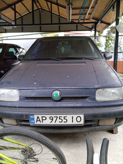 Автомобіль шкода