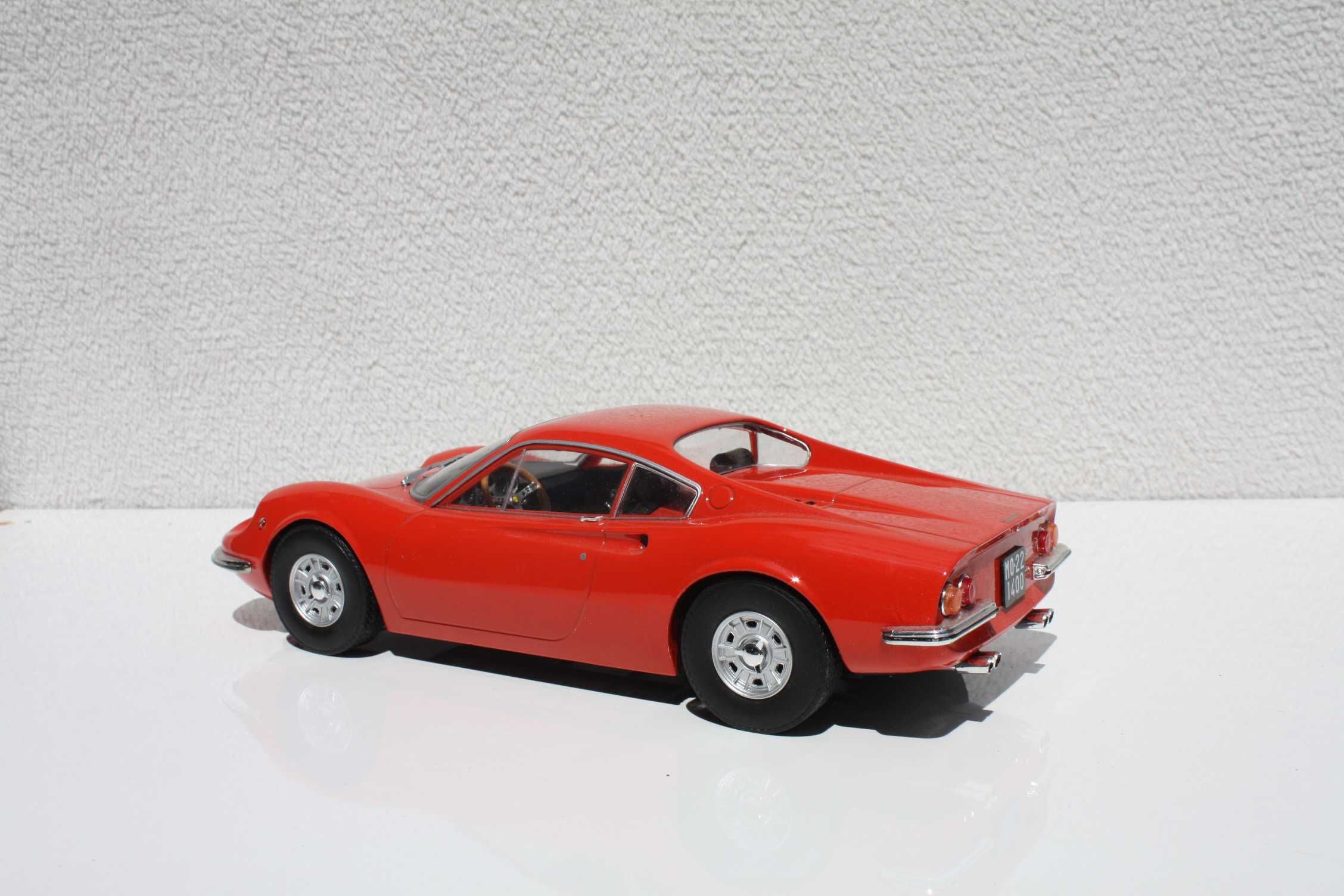 Ferrari Dino 246 Gt (1969) 1:18