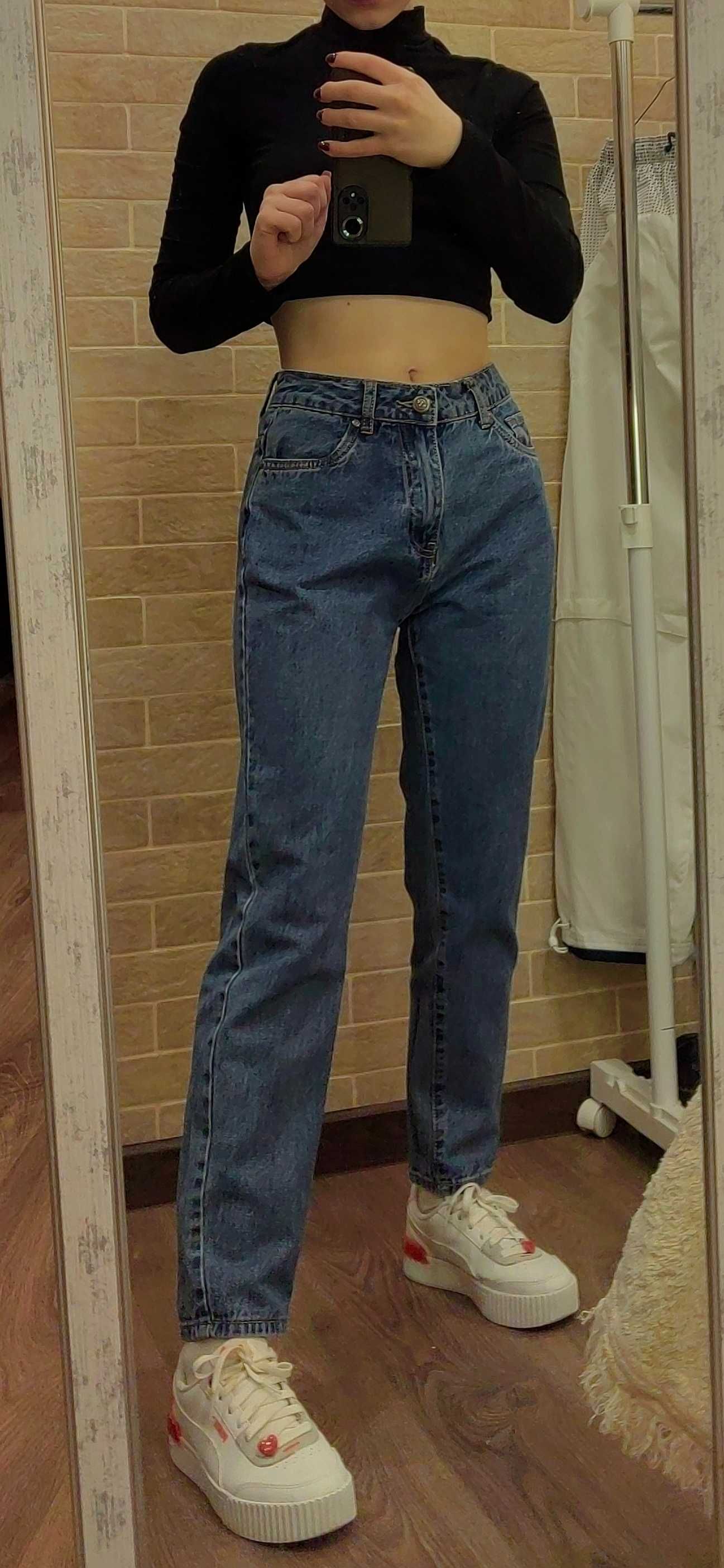 Сині джинси Mom Version Jeans