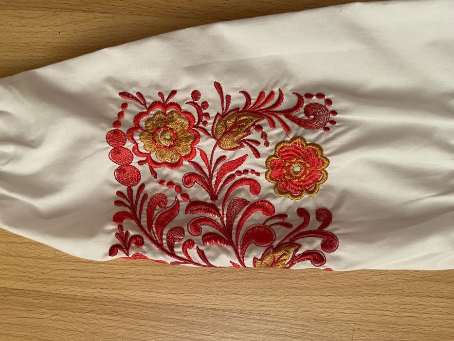 Вишиванка для дівчинки 128 р